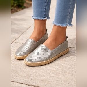 NWOT Brash Espadrille Flats Shoes